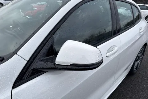 SG70NDV BMW 1 Series 1.5 118i M Sport Euro 6 (s/s) 5dr Thumbnail #30