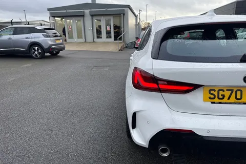 SG70NDV BMW 1 Series 1.5 118i M Sport Euro 6 (s/s) 5dr Thumbnail #32