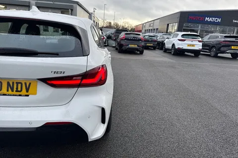 SG70NDV BMW 1 Series 1.5 118i M Sport Euro 6 (s/s) 5dr Thumbnail #33