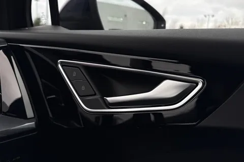 41 of 57 for Audi Q4 e-tron 40 S line Auto 5dr 63kWh