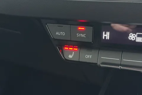 48 of 57 for Audi Q4 e-tron 40 S line Auto 5dr 63kWh