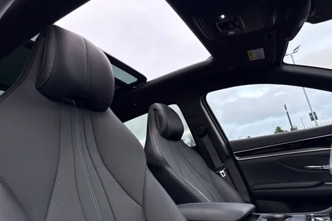 LD25UHZ BYD Seal U 1.5 DM-i 18.3kWh Boost CVT Auto Euro 6 (s/s) 5dr Thumbnail #22