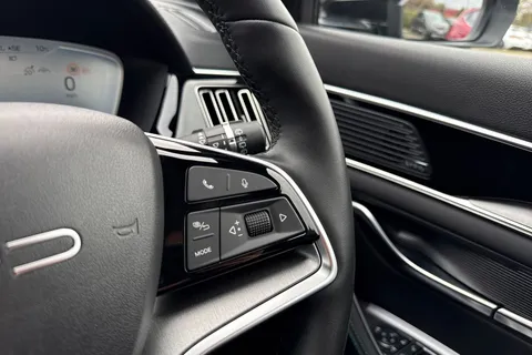 LD25UHZ BYD Seal U 1.5 DM-i 18.3kWh Boost CVT Auto Euro 6 (s/s) 5dr Thumbnail #42