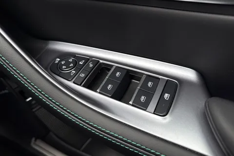 LD25UHZ BYD Seal U 1.5 DM-i 18.3kWh Boost CVT Auto Euro 6 (s/s) 5dr Thumbnail #43