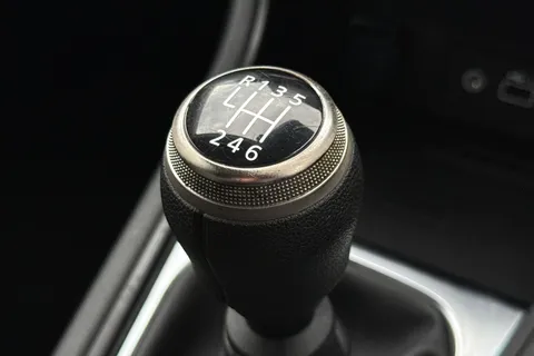 PN24OSJ Renault Captur 1.0 TCe techno Euro 6 (s/s) 5dr Thumbnail #47