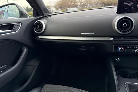 PX68YEJ Audi A3 1.5 TFSI CoD 35 S line Sportback Euro 6 (s/s) 5dr Thumbnail #16