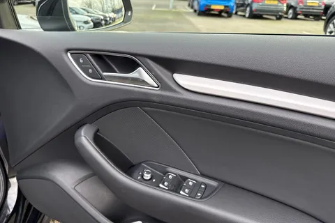 PX68YEJ Audi A3 1.5 TFSI CoD 35 S line Sportback Euro 6 (s/s) 5dr Thumbnail #19