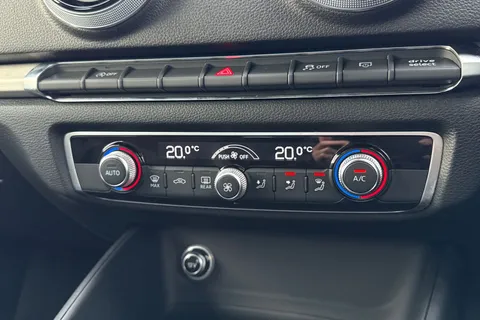 PX68YEJ Audi A3 1.5 TFSI CoD 35 S line Sportback Euro 6 (s/s) 5dr Thumbnail #20