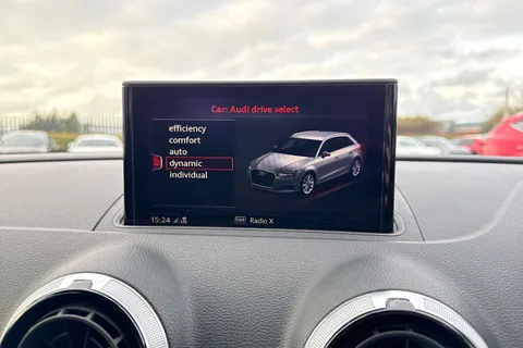 PX68YEJ Audi A3 1.5 TFSI CoD 35 S line Sportback Euro 6 (s/s) 5dr Thumbnail #47