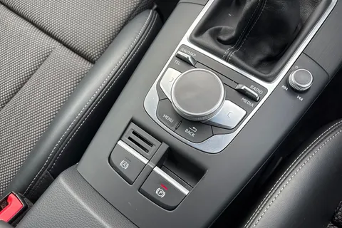 PX68YEJ Audi A3 1.5 TFSI CoD 35 S line Sportback Euro 6 (s/s) 5dr Thumbnail #55