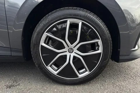 PK73JHA MG Mg4 77kWh Trophy Extended Range Auto 5dr Thumbnail #11