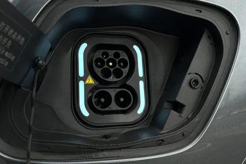 PK73JHA MG Mg4 77kWh Trophy Extended Range Auto 5dr Thumbnail #36