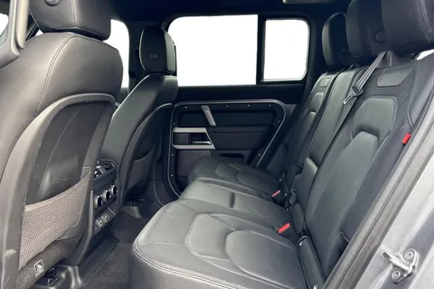 KT73EHR Land Rover Defender 110 3.0 D300 X-Dynamic SE 5dr Thumbnail #5