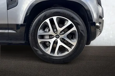 KT73EHR Land Rover Defender 110 3.0 D300 X-Dynamic SE 5dr Thumbnail #9