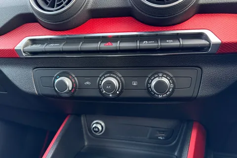 22 of 67 for Audi Q2 1.0 TFSI 30 Sport S Tronic Euro 6 (s/s) 5dr