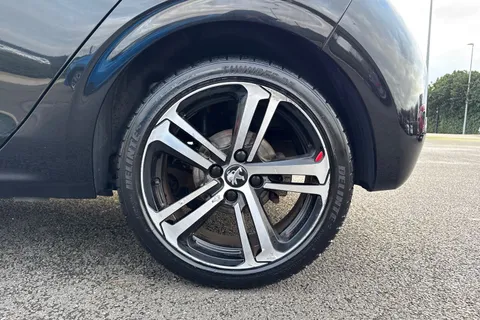 KO19LVP PEUGEOT 208 1.2 PureTech GPF GT Line Euro 6 (s/s) 5dr Thumbnail #14