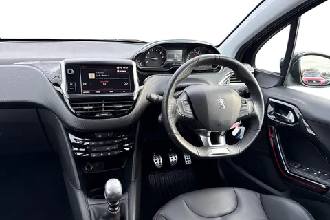 KO19LVP PEUGEOT 208 1.2 PureTech GPF GT Line Euro 6 (s/s) 5dr Thumbnail #19