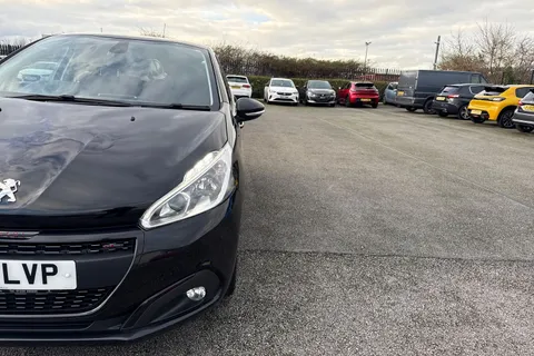 KO19LVP PEUGEOT 208 1.2 PureTech GPF GT Line Euro 6 (s/s) 5dr Thumbnail #27