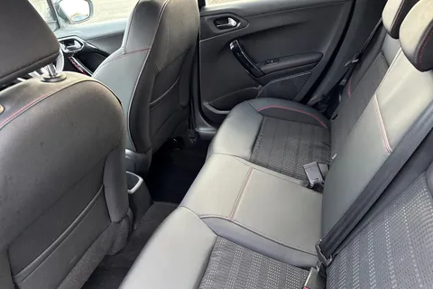 KO19LVP PEUGEOT 208 1.2 PureTech GPF GT Line Euro 6 (s/s) 5dr Thumbnail #36