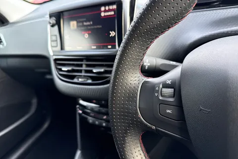 KO19LVP PEUGEOT 208 1.2 PureTech GPF GT Line Euro 6 (s/s) 5dr Thumbnail #39