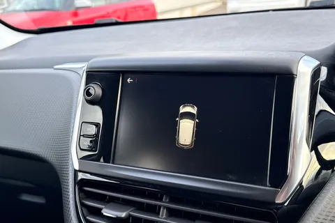 KO19LVP PEUGEOT 208 1.2 PureTech GPF GT Line Euro 6 (s/s) 5dr Thumbnail #56