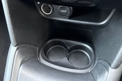 KO19LVP PEUGEOT 208 1.2 PureTech GPF GT Line Euro 6 (s/s) 5dr Thumbnail #58