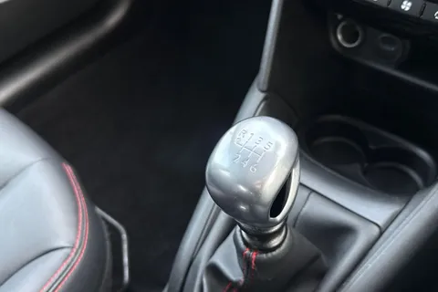 KO19LVP PEUGEOT 208 1.2 PureTech GPF GT Line Euro 6 (s/s) 5dr Thumbnail #59