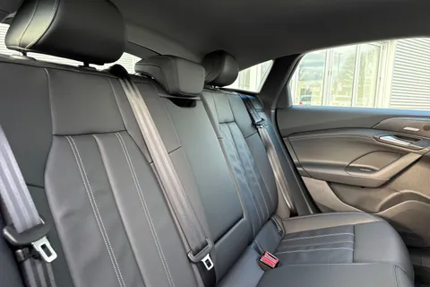 KN75HFU Audi A6 E-Tron Sportback Sportback Sport e-tron 210,00 kW Thumbnail #20