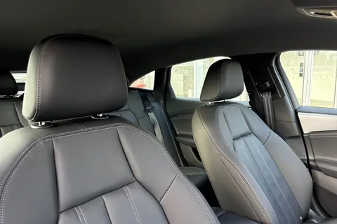 KN75HFU Audi A6 E-Tron Sportback Sportback Sport e-tron 210,00 kW Thumbnail #25