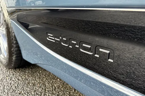 KN75HFU Audi A6 E-Tron Sportback Sportback Sport e-tron 210,00 kW Thumbnail #31