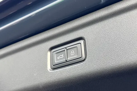 KN75HFU Audi A6 E-Tron Sportback Sportback Sport e-tron 210,00 kW Thumbnail #38