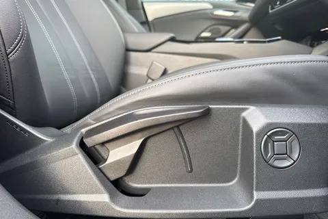 KN75HFU Audi A6 E-Tron Sportback Sportback Sport e-tron 210,00 kW Thumbnail #46