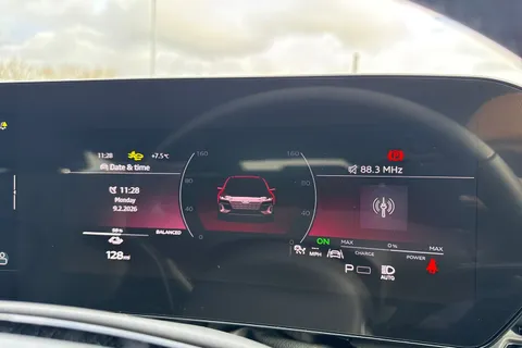 KN75HFU Audi A6 E-Tron Sportback Sportback Sport e-tron 210,00 kW Thumbnail #53