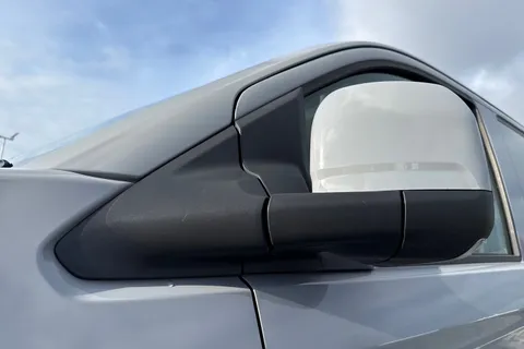 DF25HNA Volkswagen Transporter 2.0 TDI 110 Commerce Pro Van Thumbnail #27