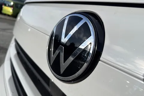 DF25HNA Volkswagen Transporter 2.0 TDI 110 Commerce Pro Van Thumbnail #29