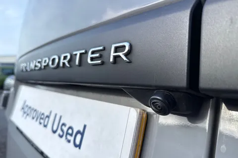 DF25HNA Volkswagen Transporter 2.0 TDI 110 Commerce Pro Van Thumbnail #31