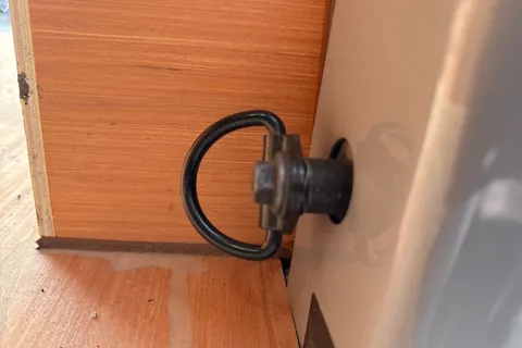 DF25HNA Volkswagen Transporter 2.0 TDI 110 Commerce Pro Van Thumbnail #32