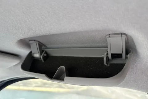 DF25HNA Volkswagen Transporter 2.0 TDI 110 Commerce Pro Van Thumbnail #37