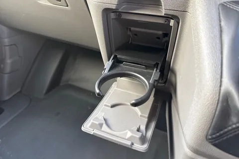 DF25HNA Volkswagen Transporter 2.0 TDI 110 Commerce Pro Van Thumbnail #38