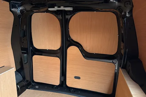 BD74VPY Volkswagen Caddy 2.0 TDI 102PS Commerce Pro Van [Tech Pack] Thumbnail #15