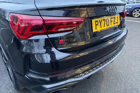 PY70FZJ Audi RS Q3 Sport Edition 400 PS S tronic Thumbnail #8