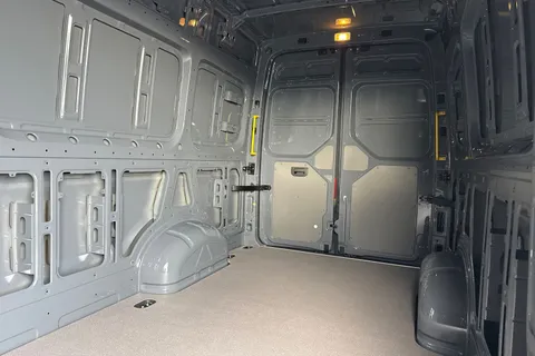 DC75XVB Volkswagen Crafter CR35 Panel Commerce Plus LWB 140 PS 2.0 TDI 6sp Manual - Rear Step/Camera Thumbnail #19