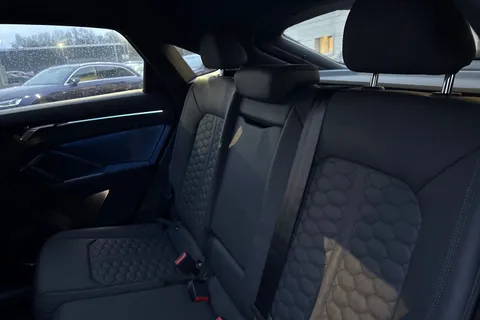 PY70FZJ Audi RS Q3 Sport Edition 400 PS S tronic Thumbnail #19
