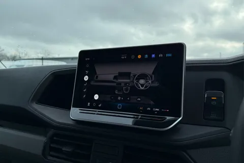 DC75XVB Volkswagen Crafter CR35 Panel Commerce Plus LWB 140 PS 2.0 TDI 6sp Manual - Rear Step/Camera Thumbnail #22