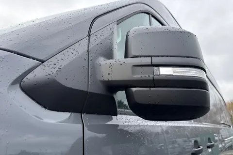 DC75XVB Volkswagen Crafter CR35 Panel Commerce Plus LWB 140 PS 2.0 TDI 6sp Manual - Rear Step/Camera Thumbnail #27