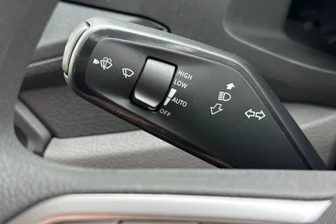 DC75XVB Volkswagen Crafter CR35 Panel Commerce Plus LWB 140 PS 2.0 TDI 6sp Manual - Rear Step/Camera Thumbnail #39