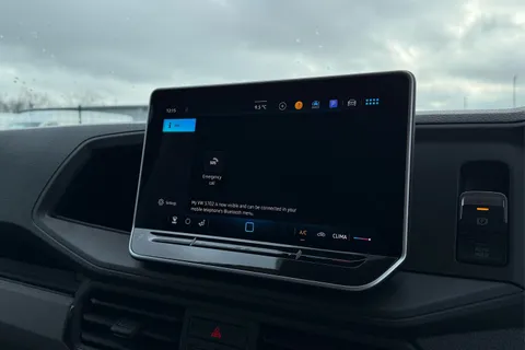 DC75XVB Volkswagen Crafter CR35 Panel Commerce Plus LWB 140 PS 2.0 TDI 6sp Manual - Rear Step/Camera Thumbnail #48