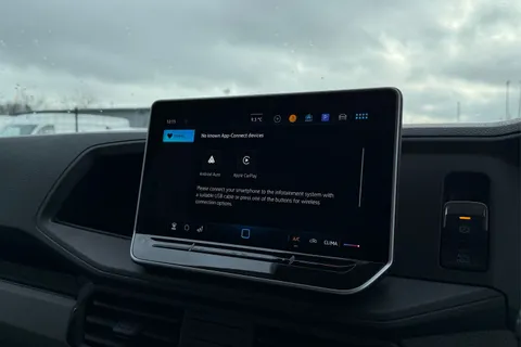 DC75XVB Volkswagen Crafter CR35 Panel Commerce Plus LWB 140 PS 2.0 TDI 6sp Manual - Rear Step/Camera Thumbnail #51