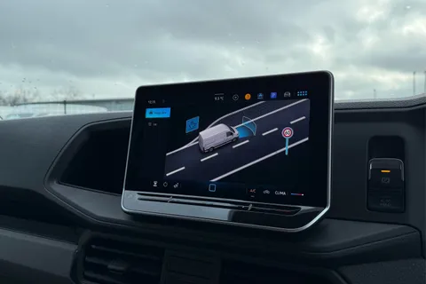 DC75XVB Volkswagen Crafter CR35 Panel Commerce Plus LWB 140 PS 2.0 TDI 6sp Manual - Rear Step/Camera Thumbnail #54