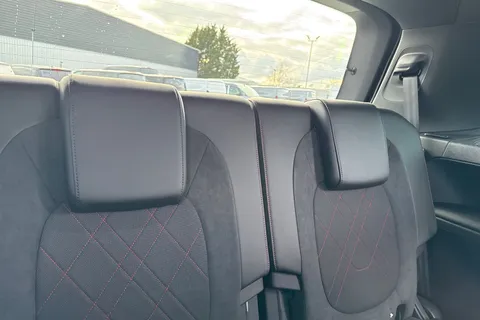 DH75EVL Volkswagen ID. Buzz GTX LWB 7 Seat 340 PS 79 kWh Pro Electric Automatic - Heat Pump Thumbnail #35